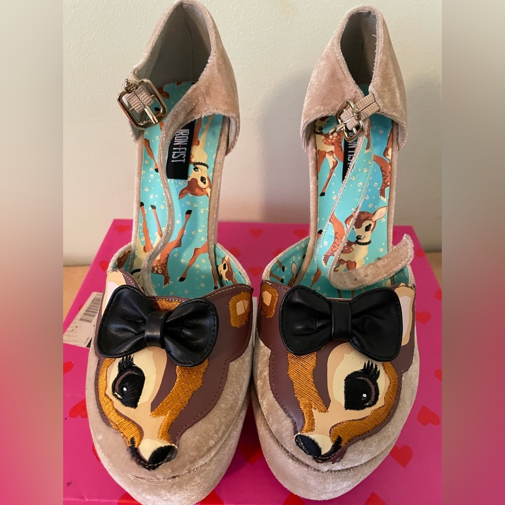 Ironfist Fawn Toed Chunky Heel